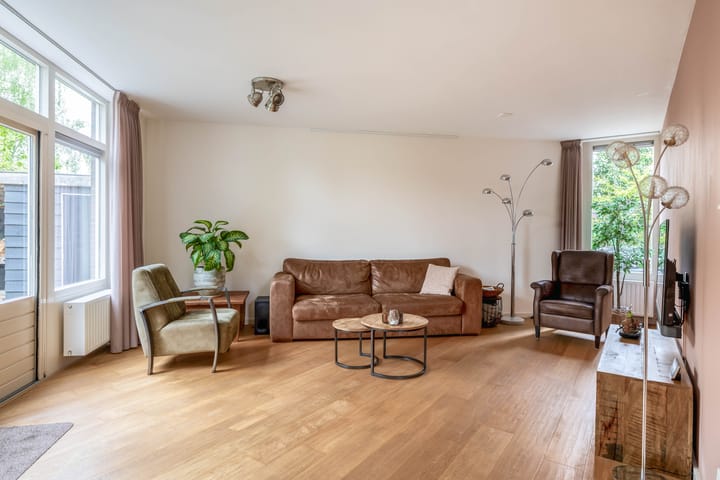 Foto 24 van Pluim-es 98