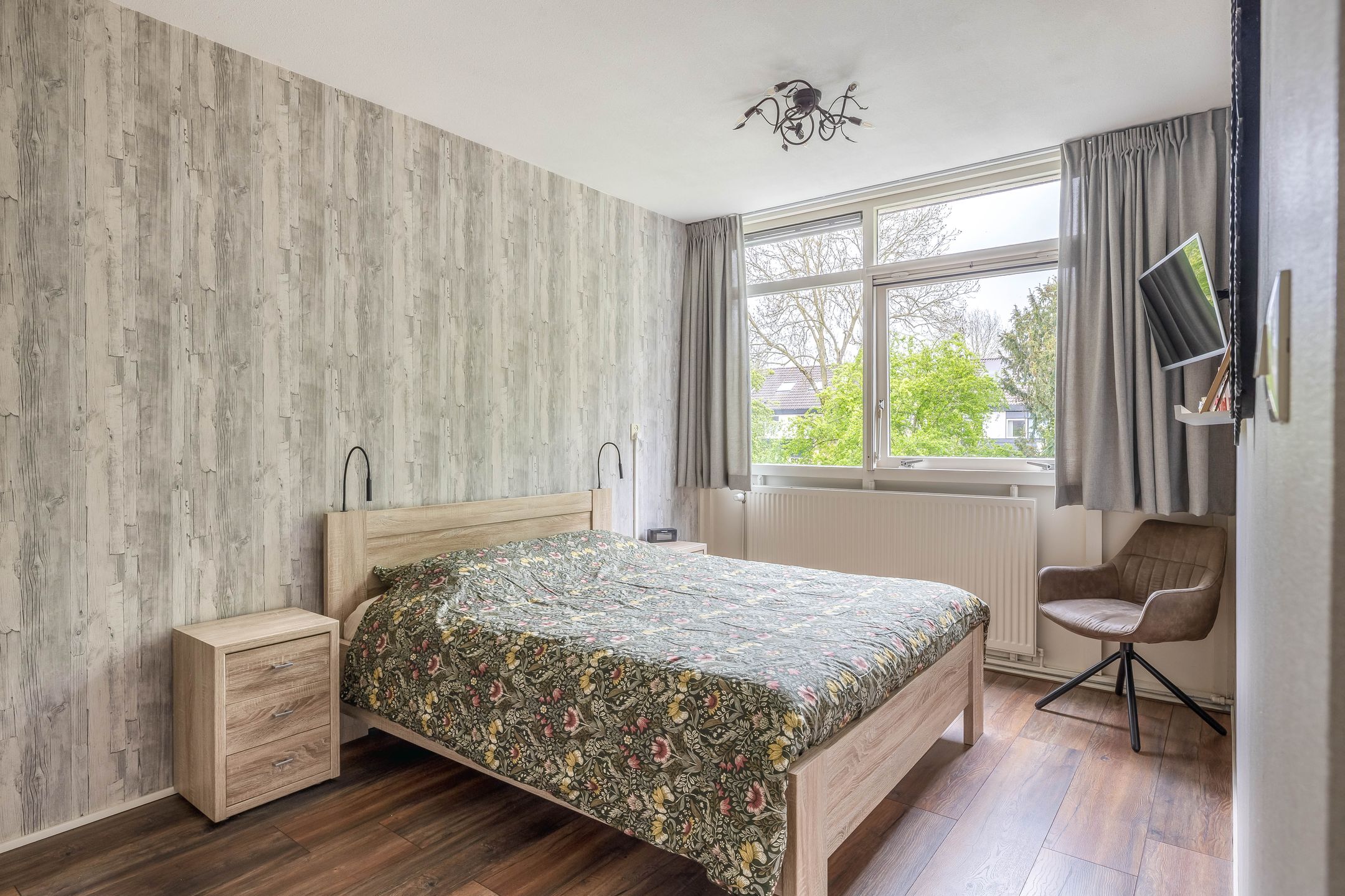 Foto 27 van Pluim-es 98