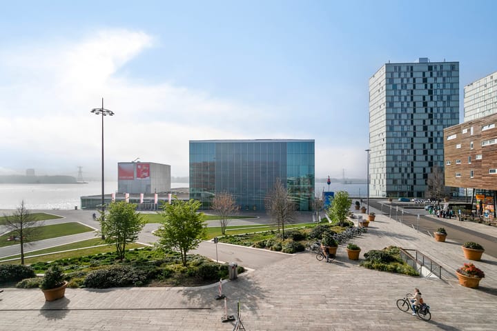 Photo 19 of Esplanade 11