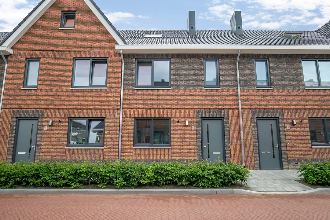 Foto 1 van Hoge Elt 8