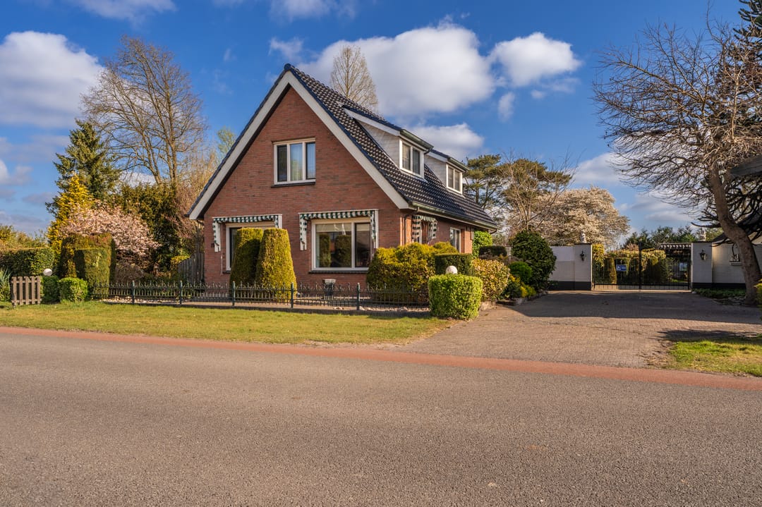 Photo 1 of Rhederweg 15