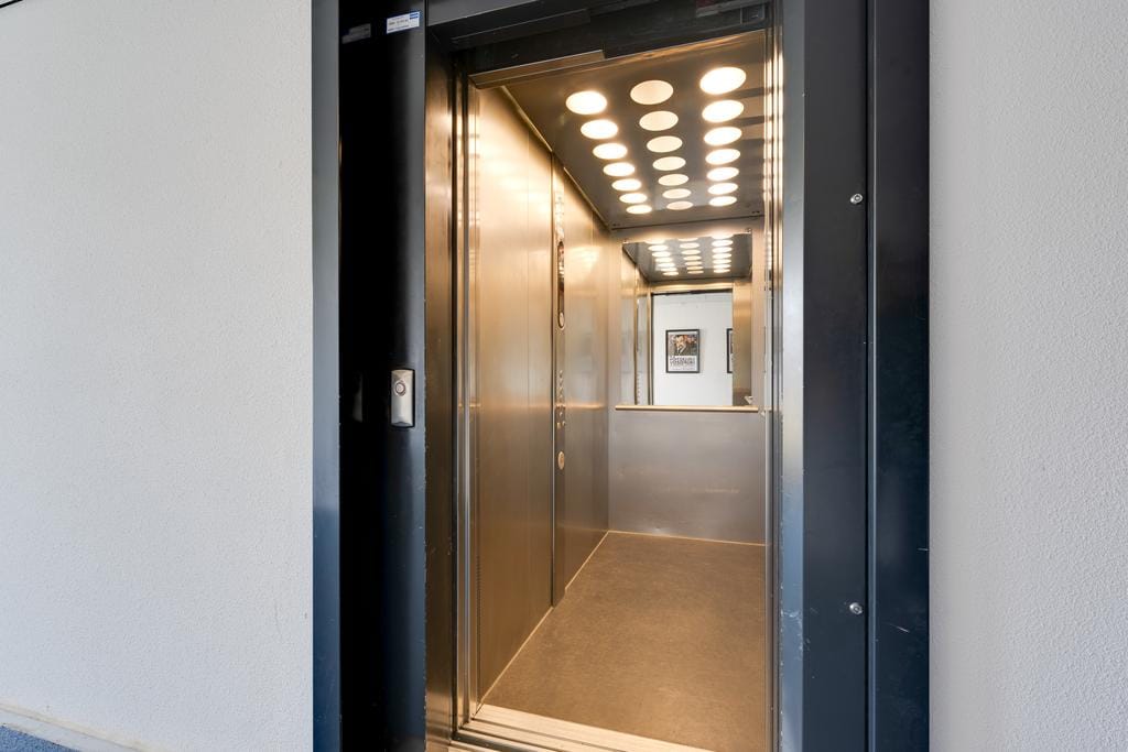 Foto 6 van Bert Haanstrahof 28