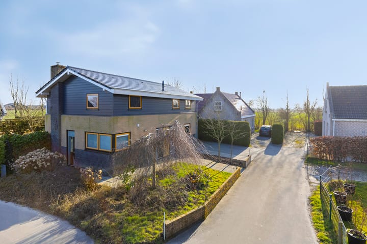 Photo 3 of Bargereed 52