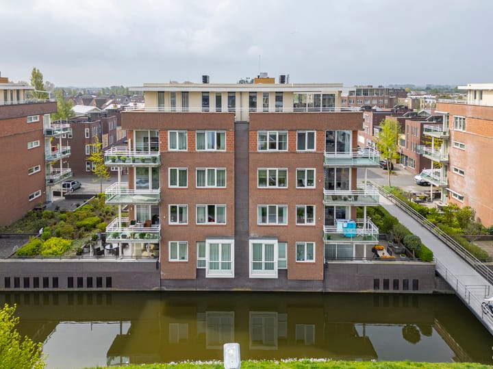 Foto 36 van Floris Versterstraat 42