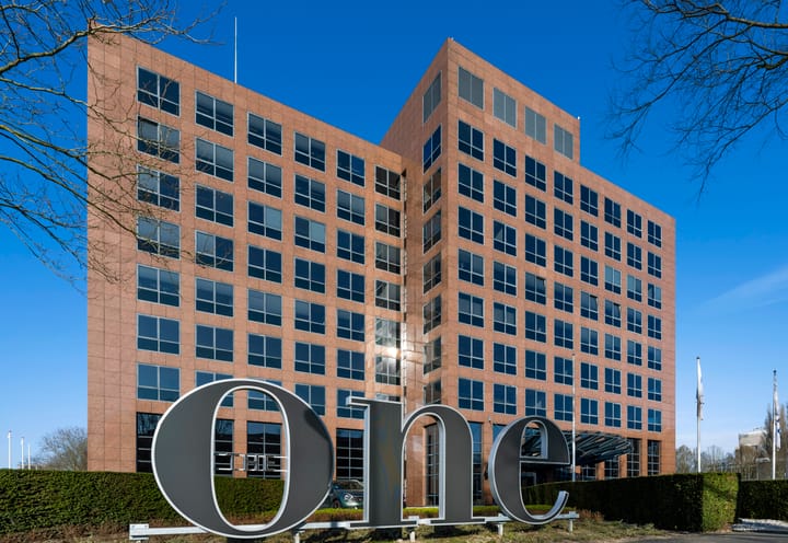 Prof. W.H. Keesomlaan 1