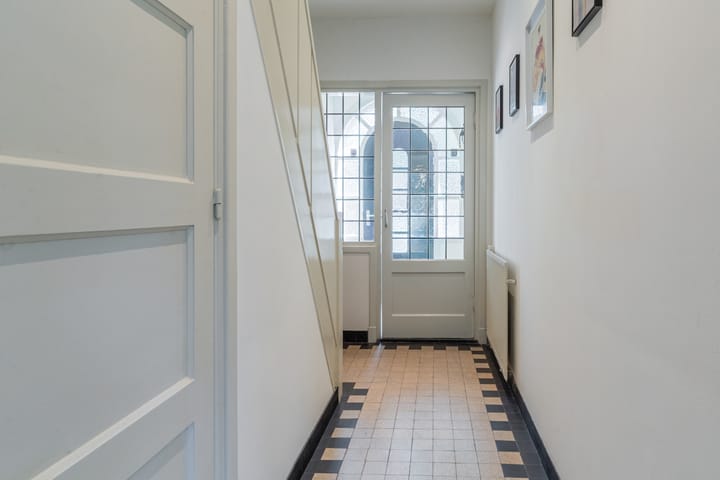 Foto 14 van Molenstraat 2