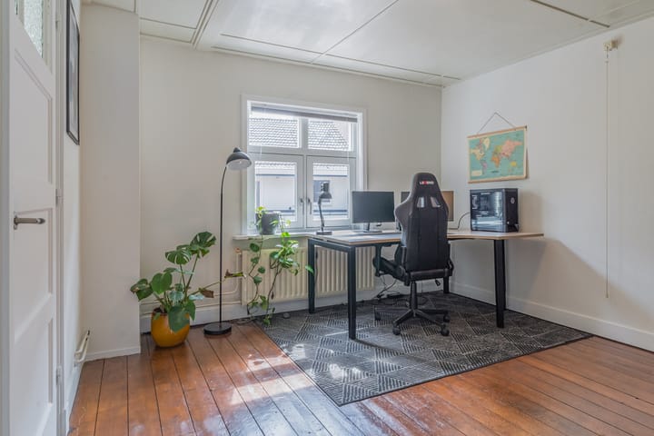 Foto 24 van Molenstraat 2