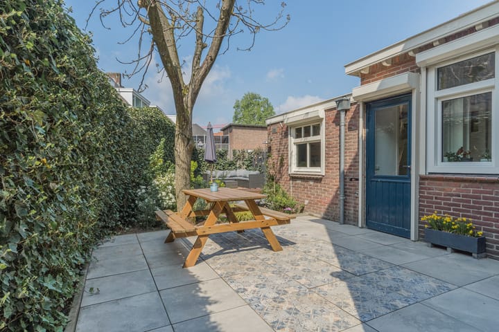 Foto 44 van Molenstraat 2