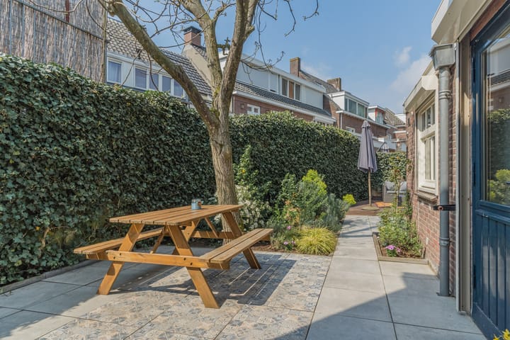 Foto 45 van Molenstraat 2