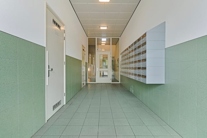 Foto 10 van Middenweg 259-B