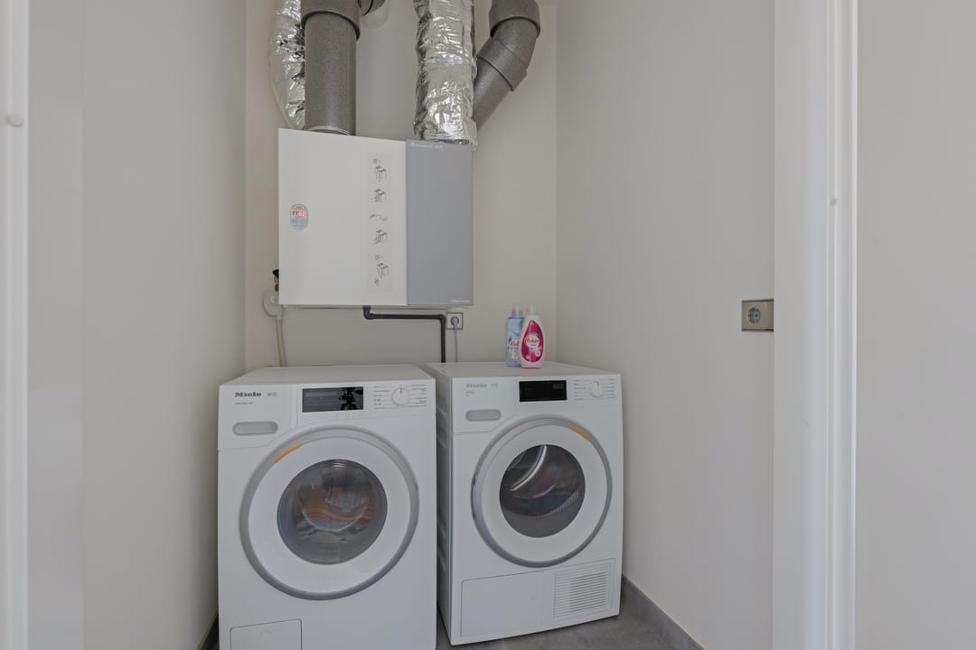 Foto 23 van Middenweg 259-B