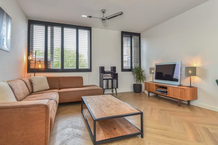 Photo 2 of Paganinistraat 98