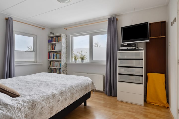 Foto 21 van Veldakkersweg 8