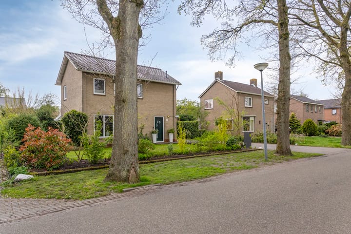 Foto 42 van Veldakkersweg 8