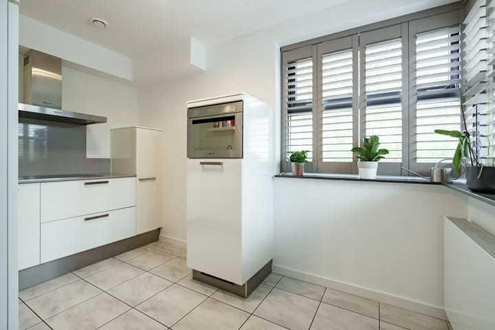 Photo 13 of Meindert Hobbemahage 57