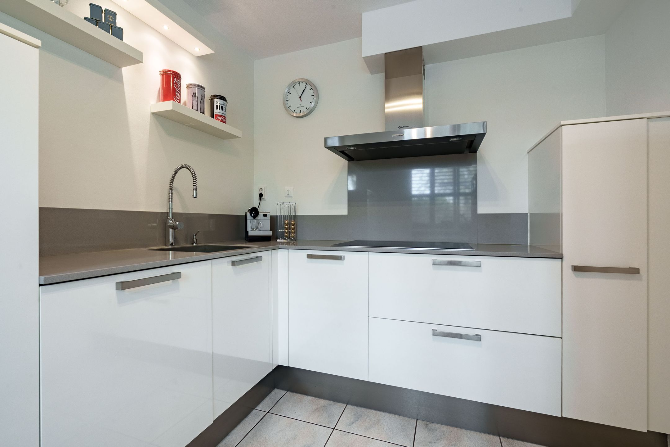 Foto 15 van Meindert Hobbemahage 57