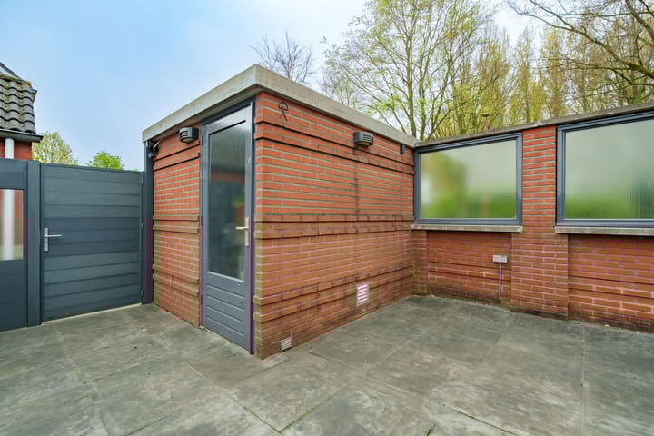 Photo 25 of Meindert Hobbemahage 57