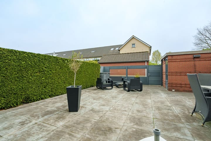 Photo 24 of Meindert Hobbemahage 57