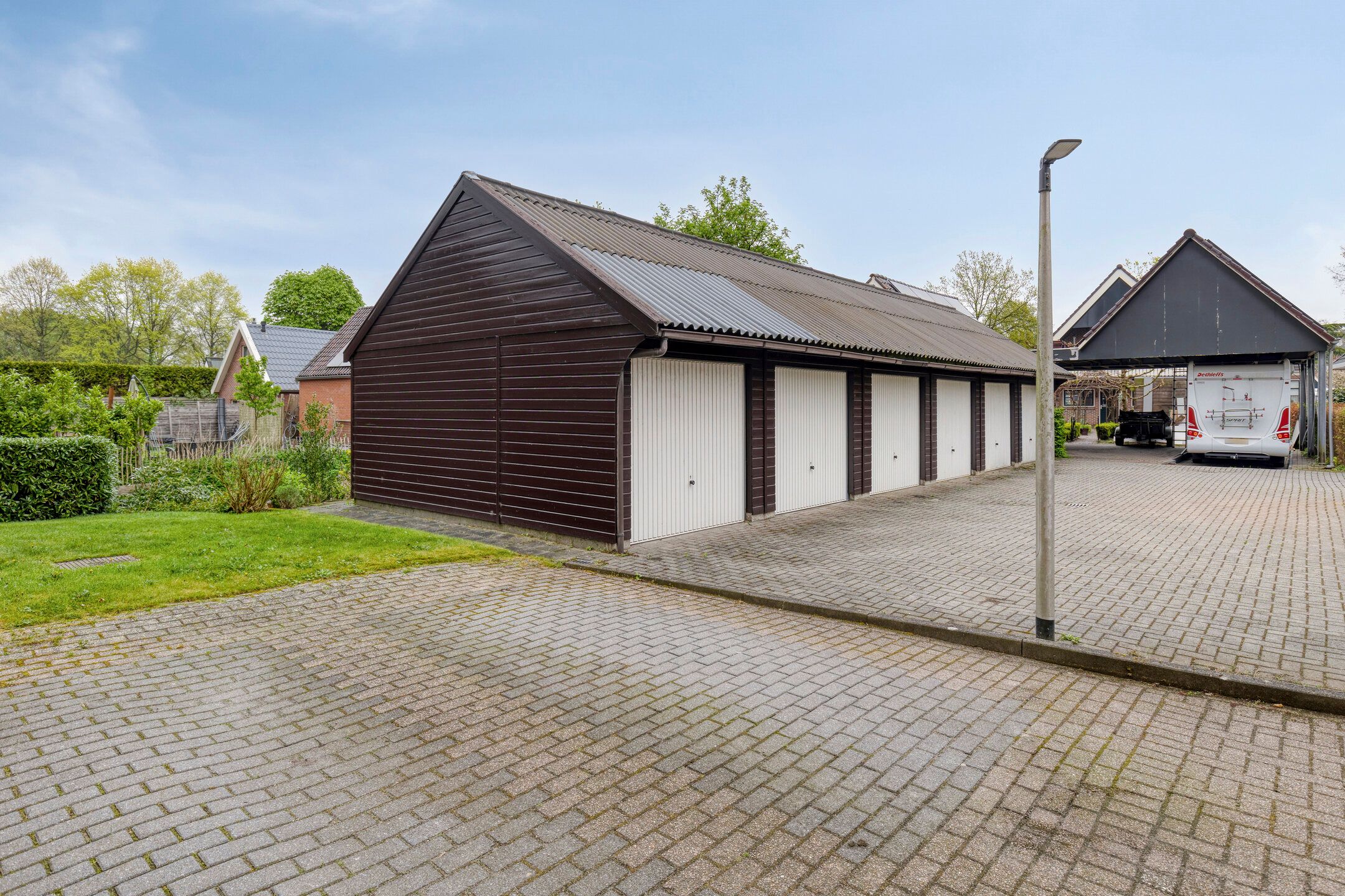 Foto 33 van R.J. Nieuwoldstraat 20