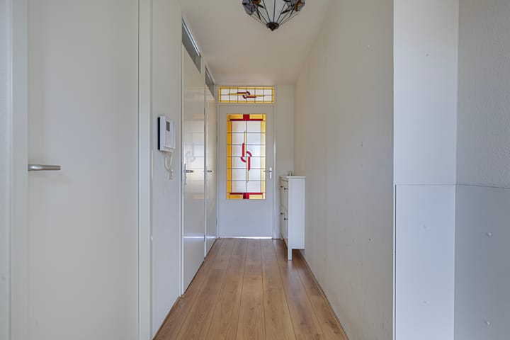 Foto 13 van van Duivenvoordestraat 66