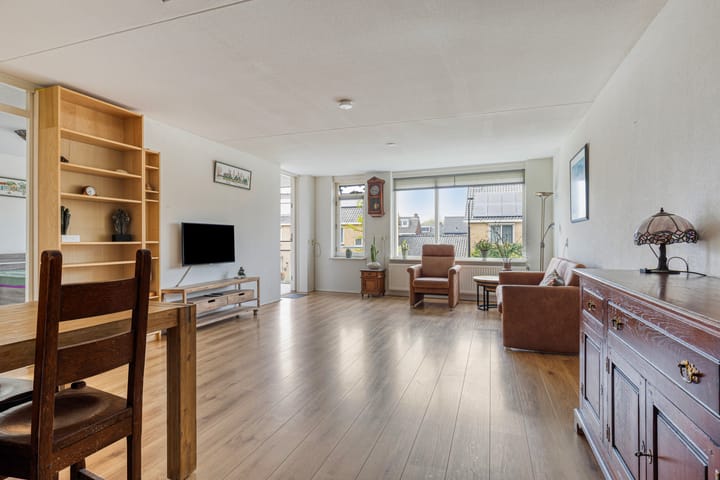 Foto 16 van van Duivenvoordestraat 66