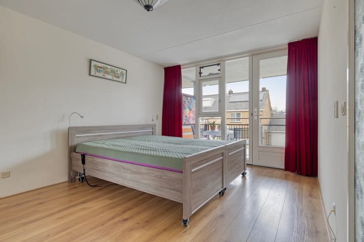 Foto 24 van van Duivenvoordestraat 66