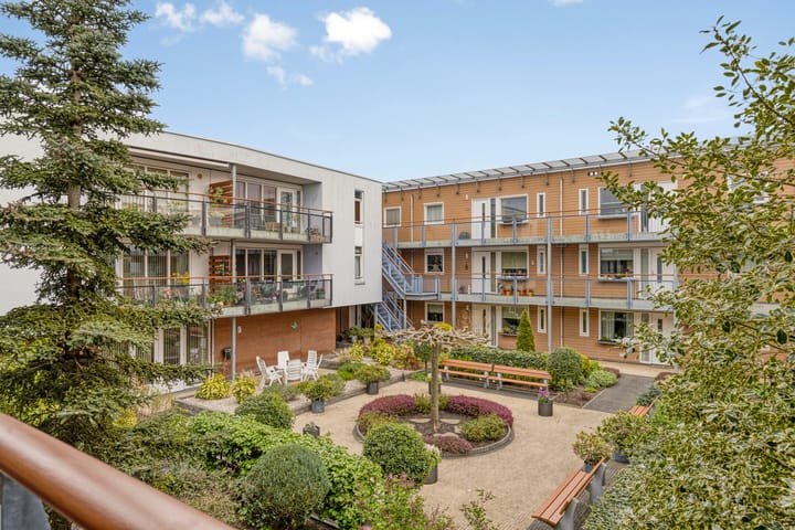 Foto 35 van van Duivenvoordestraat 66