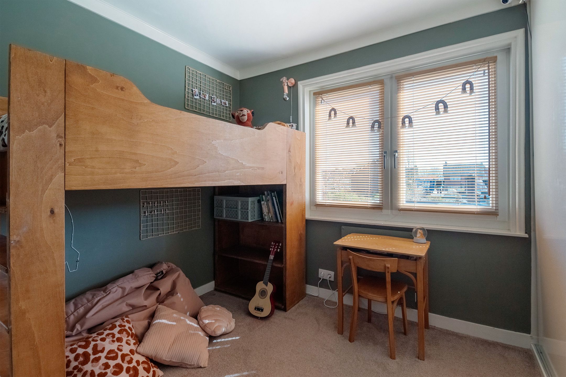 Photo 33 of Rozenstraat 11