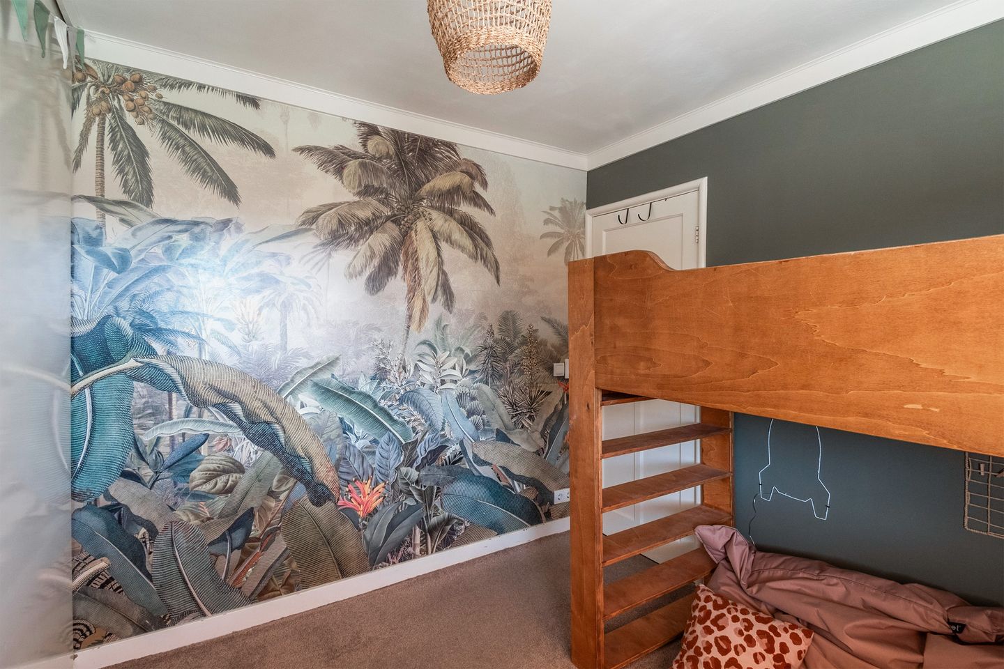 Photo 34 of Rozenstraat 11