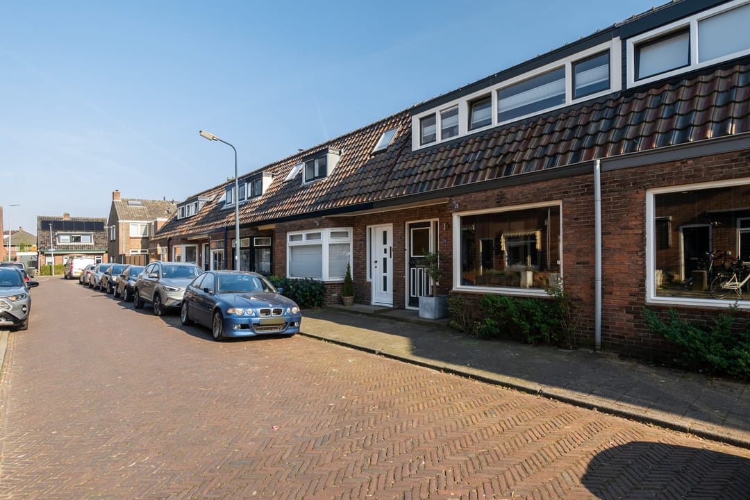 Photo 38 of Rozenstraat 11