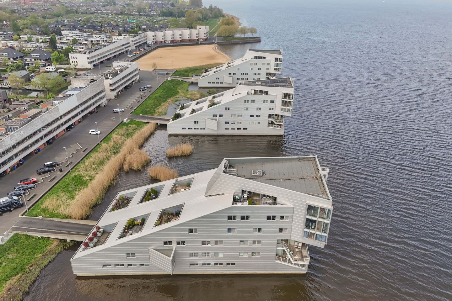 Photo 5 of Gooimeerpromenade 87