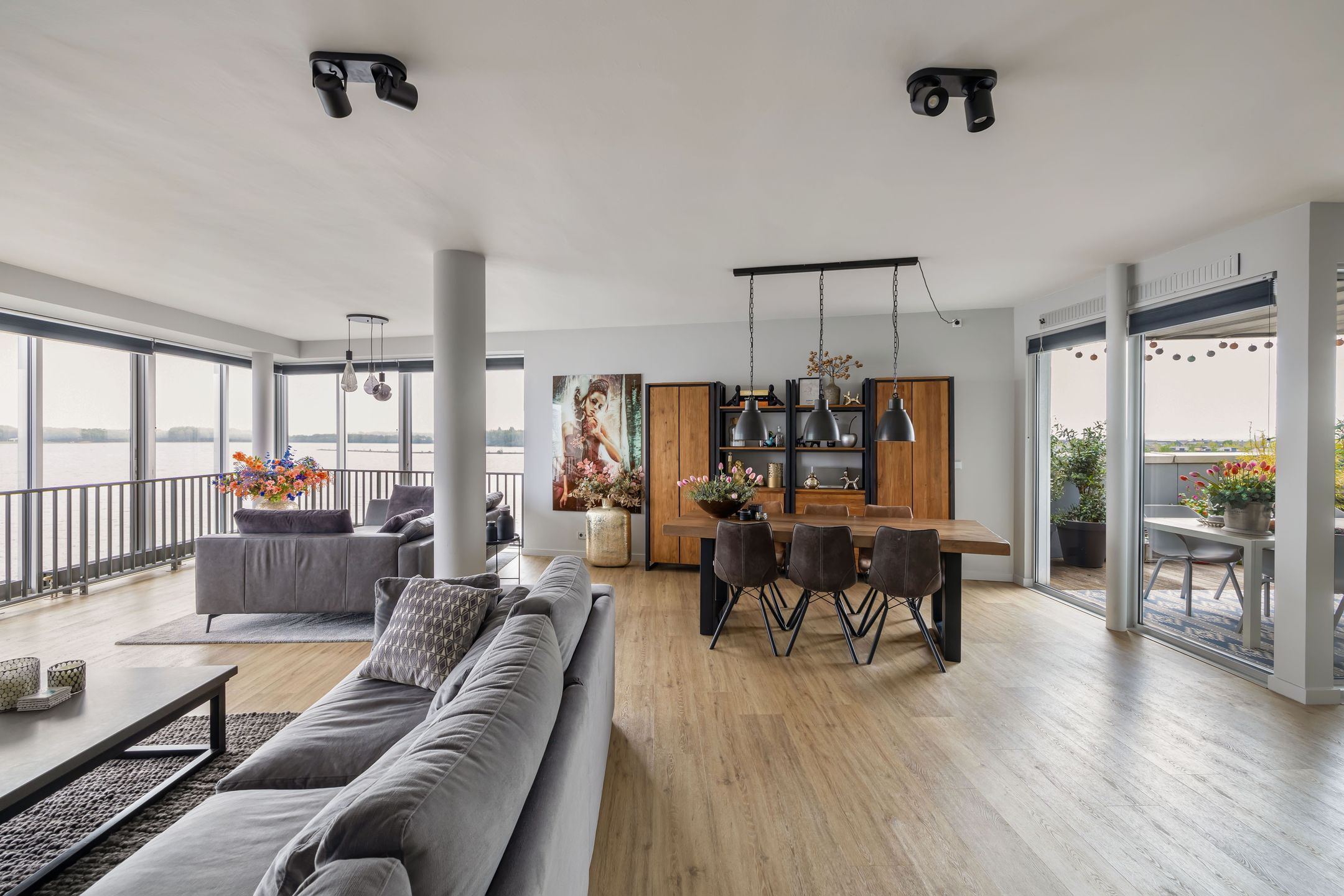 Photo 15 of Gooimeerpromenade 87