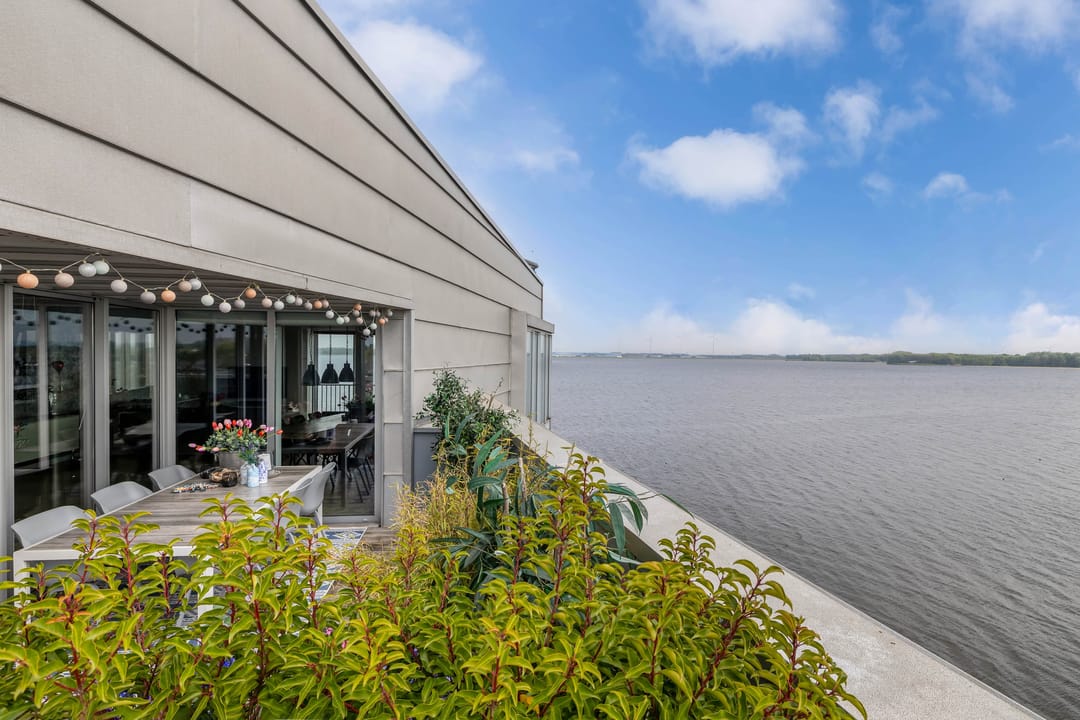 Photo 38 of Gooimeerpromenade 87