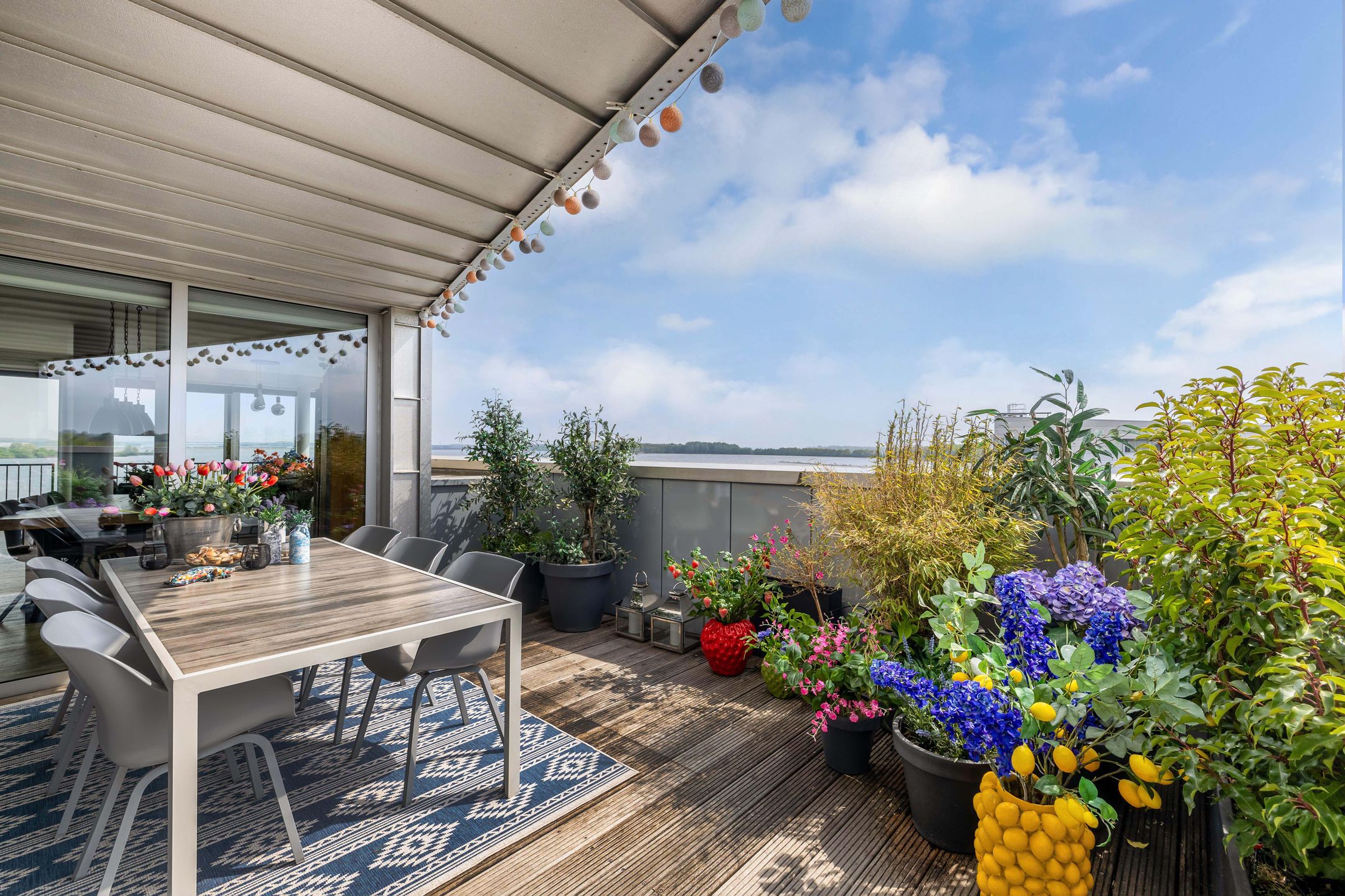 Photo 39 of Gooimeerpromenade 87