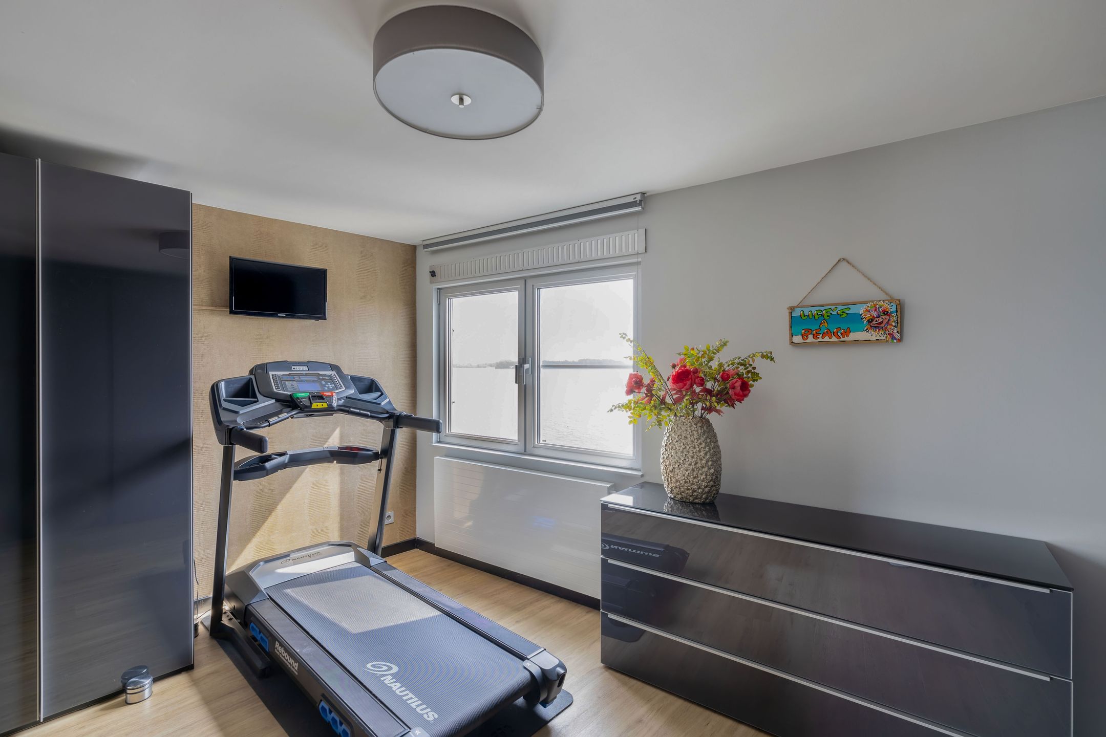 Photo 45 of Gooimeerpromenade 87