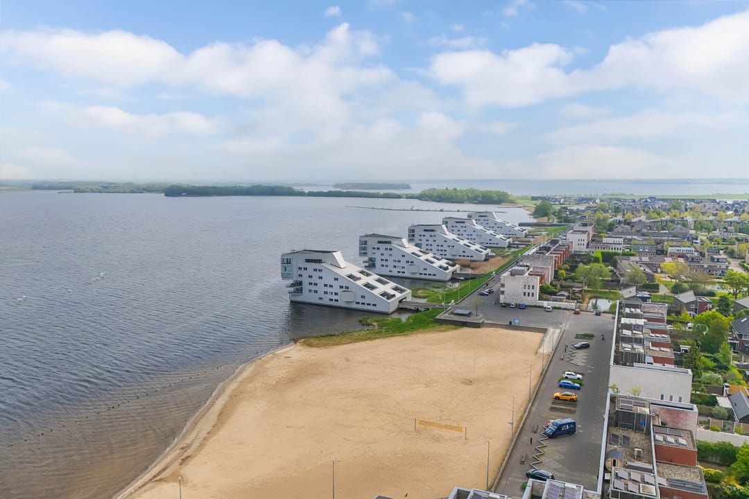 Photo 58 of Gooimeerpromenade 87