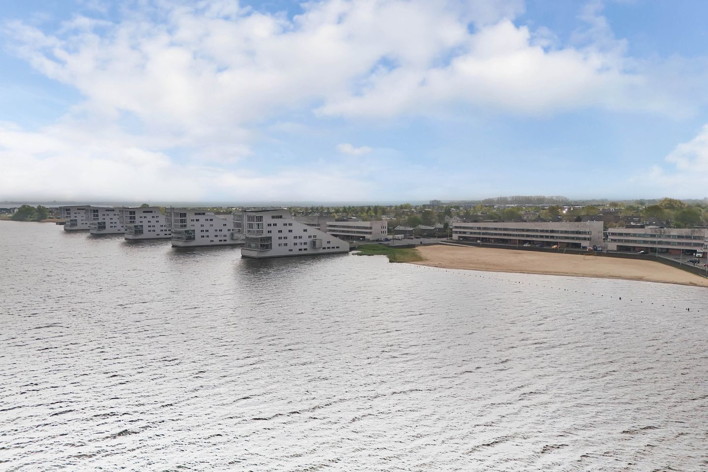 Photo 59 of Gooimeerpromenade 87