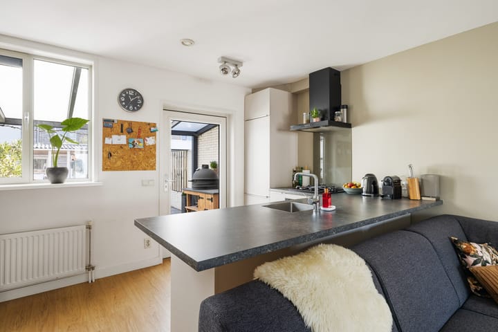 Foto 9 van Veluwestraat 4