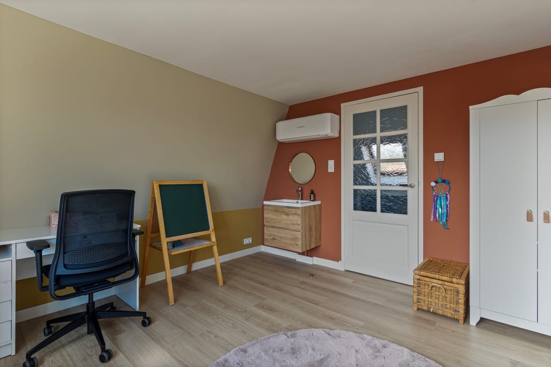 Foto 23 van Leeuwstraat 33