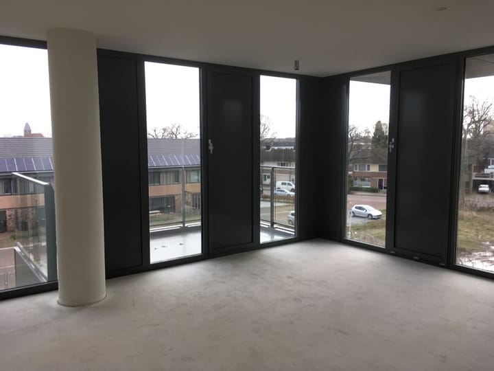 Photo 5 of Grenenhout 8-210