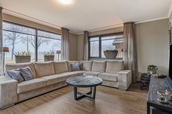 Foto 2 van Oosterdiep WZ 64