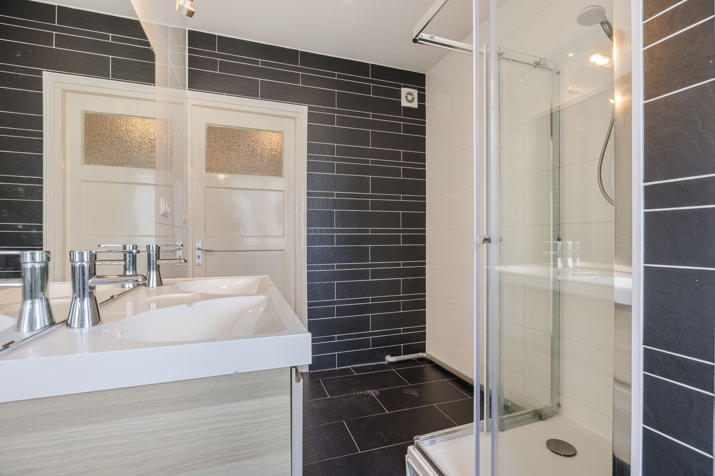 Foto 20 van Nachtegaalstraat 18-B