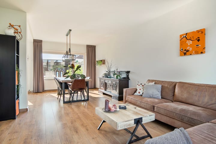 Photo 3 of Dauwdruppelhof 20