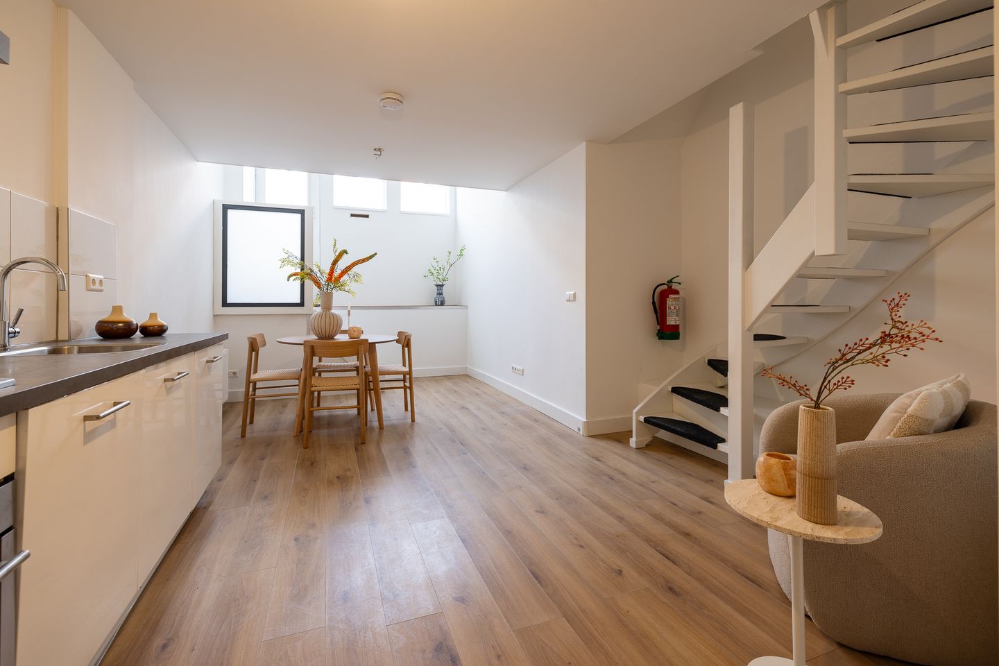 Photo 14 of Van den Hoonaardstraat 25-A