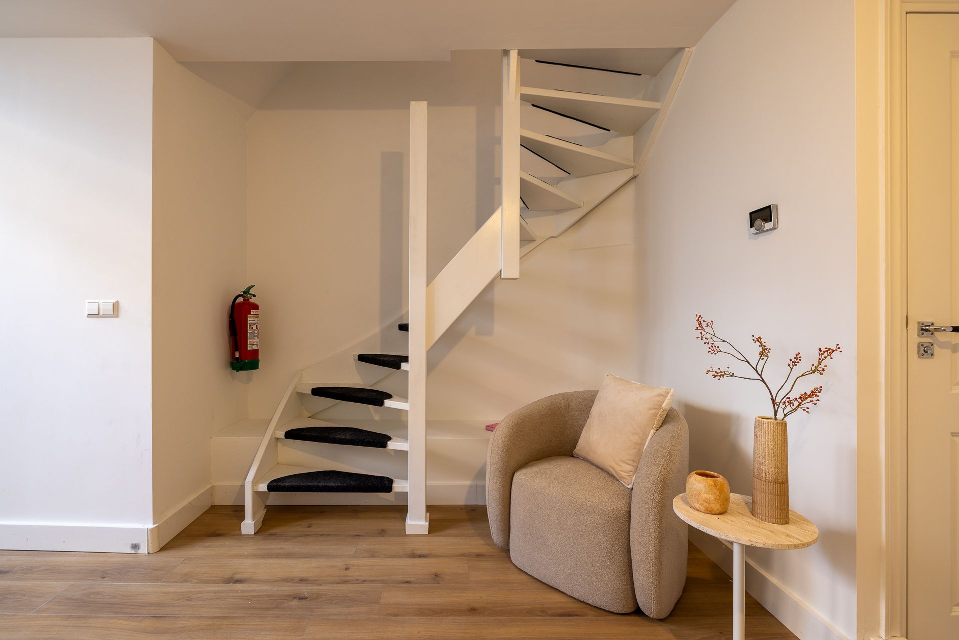 Photo 15 of Van den Hoonaardstraat 25-A