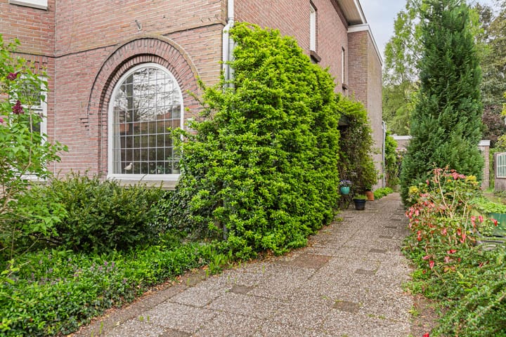 Photo 3 of Koningin Wilhelminalaan 20