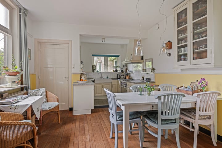 Photo 12 of Koningin Wilhelminalaan 20