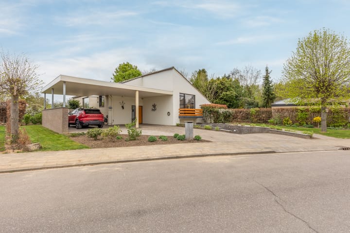 Foto 2 van Caecilialaan 3