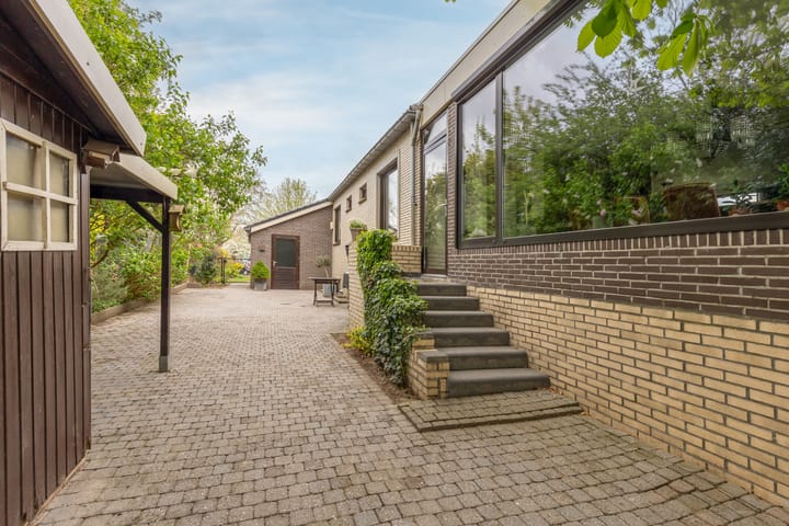 Foto 31 van Caecilialaan 3