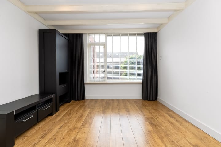 Photo 7 of Mgr. Hilhorststraat 5